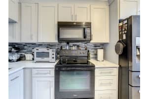 425 MORNING GLORY DR, LAKE MARY, FL 32746 Sold 10/14/22