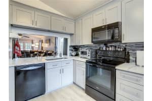 425 MORNING GLORY DR, LAKE MARY, FL 32746 Sold 10/14/22