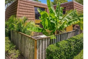 5351 BAMBOO CT #413, ORLANDO, FL 32811 Sold 10/20/22