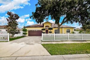 413 Marlberry Leaf Ave, Kissimmee, FL 34758, Sold 10/31/22