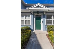 4011 Venetian Bay Dr, Kissimmee, FL 34741, Sold 08/31/22