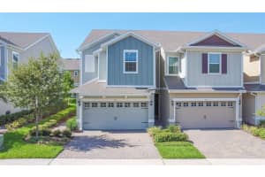 978 E 10TH ST, APOPKA, FL 32703 Sold 09/09/22