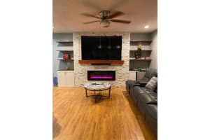 1603 Fluorshire Dr, Brandon, FL 33511, Sold 09/19/22