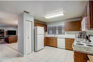 465 HUNTER CIR, KISSIMMEE, FL 34758 Sold 09/20/22