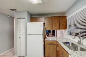 465 HUNTER CIR, KISSIMMEE, FL 34758 Sold 09/20/22