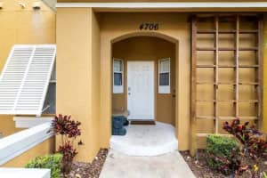 4706 Vero Beach Pl, Kissimmee, FL 34746, Sold 09/28/22