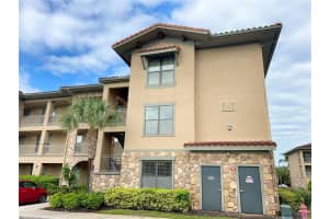 903 Charo Pkwy, Davenport, FL 33897, Sold 10/12/22