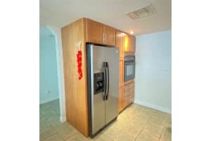 201 LAUREL STREET, TAMPA, FL 33602 Sold 04/10/23