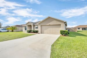 478 Majestic Gardens Blvd, Winter Haven, FL 33880, Sold 09/22/22