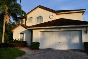 233 CARDINAL CT, DAVENPORT, FL 33896 Sold 02/17/23