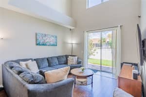 4874 POOLSIDE DR, SAINT CLOUD, FL 34769 Sold 10/25/22