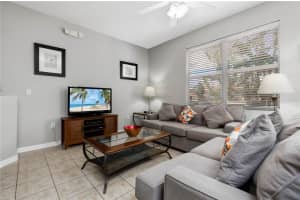 3072 SEAVIEW CASTLE DR, KISSIMMEE, FL 34746 Sold 10/07/22
