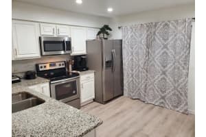 1427 LA PALOMA CIR, WINTER SPRINGS, FL 32708 Sold 12/30/22