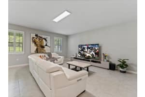 5950 Glory Bower Dr, Oakland, FL 34787, Sold 12/13/22