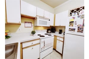 2532 ROBERT TRENT JONES DR #1522, ORLANDO, FL 32835 Sold 02/17/23