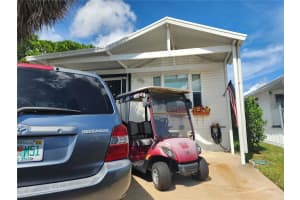 42769 HIGHWAY 27 #51, DAVENPORT, FL 33837 Sold 05/16/23