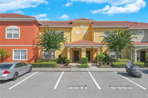 8971 MAJESTY PALM RD, KISSIMMEE, FL 34747 Sold 05/12/23