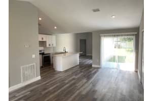 118 PINE RUSTLE LN, AUBURNDALE, FL 33823 Sold 02/24/23