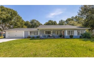 605 WALNUT ST, AUBURNDALE, FL 33823 Sold 12/27/22