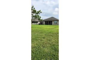 4871 GRAND VISTA LN, SAINT CLOUD, FL 34771 Sold 03/15/23