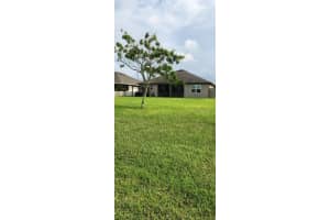 4871 GRAND VISTA LN, SAINT CLOUD, FL 34771 Sold 03/15/23