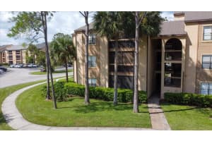 2102 CASCADES BLVD #108, KISSIMMEE, FL 34741 Sold 02/15/23