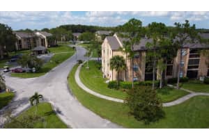 2102 CASCADES BLVD #108, KISSIMMEE, FL 34741 Sold 02/15/23