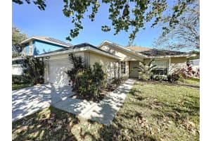 424 Pine Cone Dr, Davenport, FL 33897, Sold 01/12/23