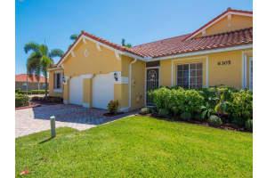 6305 Oxford Cir, Vero Beach, FL 32966, Sold 01/04/23