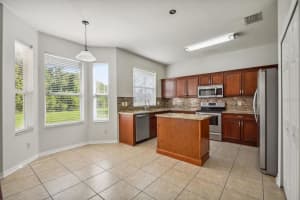10910 ANCIENT FUTURES DR, TAMPA, FL 33647 Sold 02/28/23