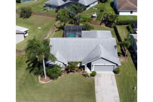 2417 SWEETWATER BLVD, SAINT CLOUD, FL 34772 Sold 11/09/22