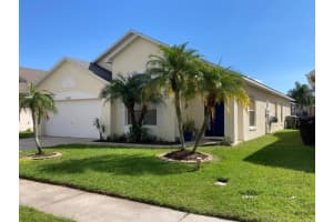 4652 Eagle Peak Dr, Kissimmee, FL 34746, Sold 12/01/22