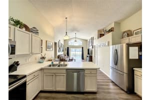 334 Grosvenor Loop Davenport, FL 33897 Sold 05/25/23