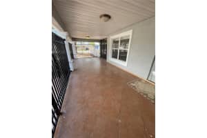 3207 SCENIC WOODS DR, DELTONA, FL 32725 Sold 01/30/23