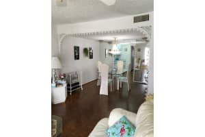 832 TOWN CIR #105, MAITLAND, FL 32751 Sold 01/12/23