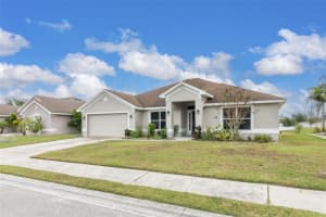 6917 BENTLY DR, LAKELAND, FL 33809 Sold 01/26/23
