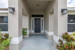 6917 BENTLY DR, LAKELAND, FL 33809 Sold 01/26/23