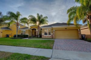 369 Yellow Snapdragon Dr, Davenport, FL 33837, Sold 01/25/23