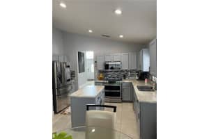 5217 Sunset Canyon Dr, Kissimmee, FL 34758, Sold 12/20/22