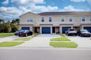 3004 FIELDWOOD CIR, SAINT CLOUD, FL 34772 Sold 02/16/23
