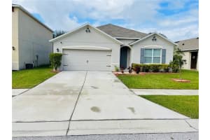 548 SQUIRES GROVES DR, WINTER HAVEN, FL 33880 Sold 11/30/23