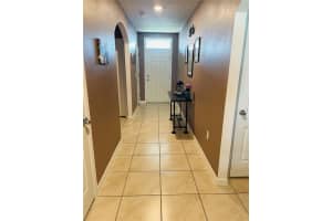 548 SQUIRES GROVES DR, WINTER HAVEN, FL 33880 Sold 11/30/23