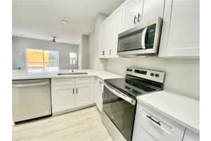 4740 ORMOND BEACH WAY, KISSIMMEE, FL 34746 Sold 02/06/23