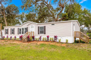 3157 PIONEER TRAILS LOOP, LAKELAND, FL 33810 Sold 03/10/23