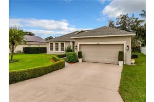 572 HEATHER GLEN DR, WINTER HAVEN, FL 33884 Sold 01/17/23