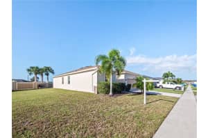 4594 BALER TRAILS DR, SAINT CLOUD, FL 34772 Sold 07/10/23