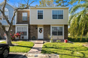 302 WOODGREEN LN, WINTER SPRINGS, FL 32708 Sold 03/22/23