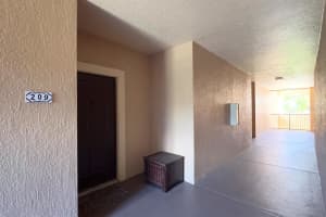 5536 Metrowest Blvd, Orlando, FL 32811, Sold 03/13/23