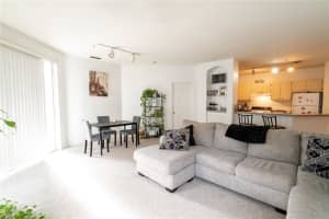 2639 MAITLAND CROSSING WAY, ORLANDO, FL 32810 Sold 04/14/23