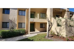 4406 LAKE ORLANDO PARKWAY, ORLANDO, FL 32808 Sold 03/06/23